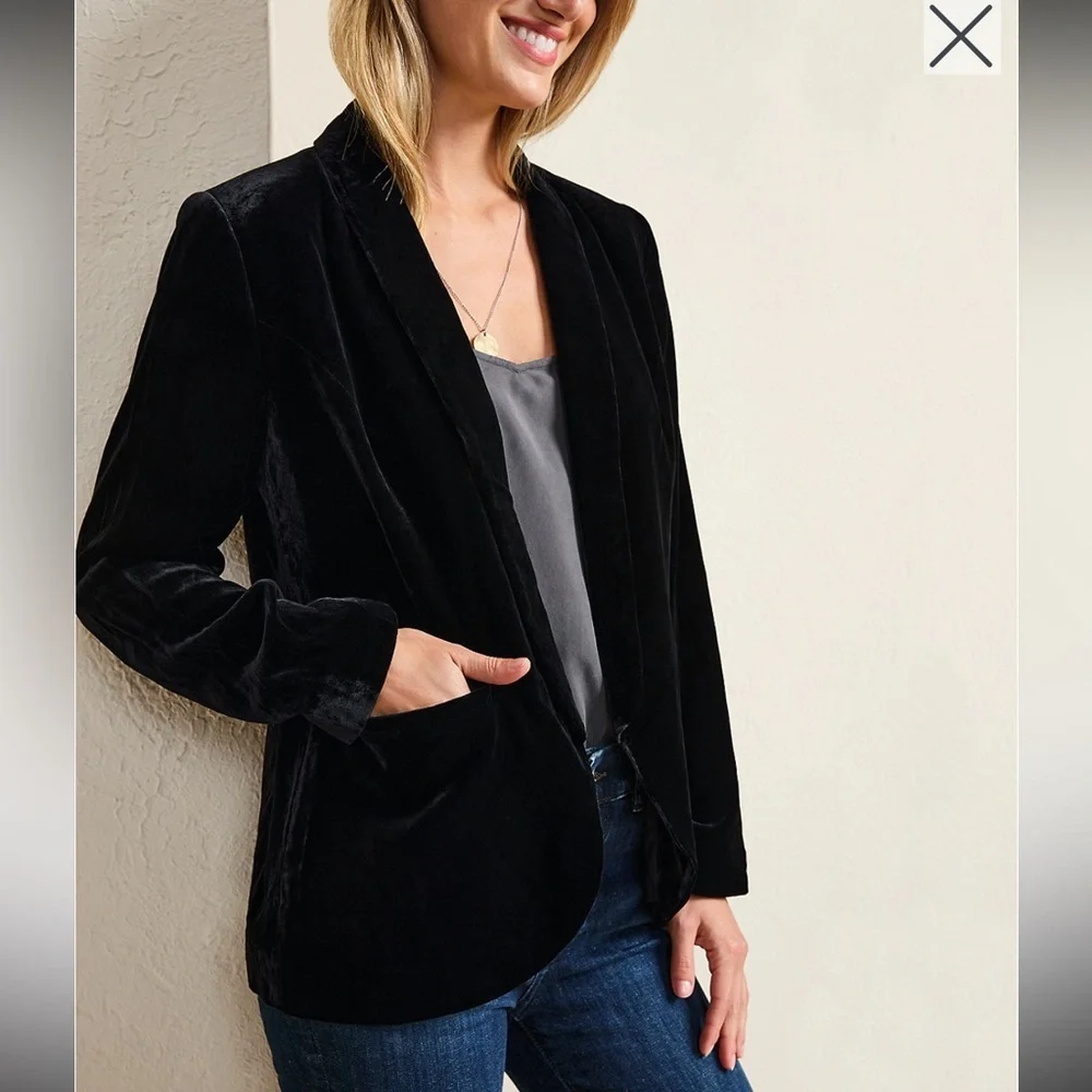 New Garnet Hill Women's Black Velvet Relax fit Blazer sz 14